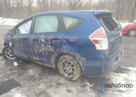 2017 Toyota Prius V Three z USA, uszkodzony, nr VIN JTDZN3EUXHJ064347